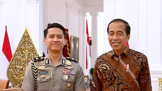 Ajudan Jokowi